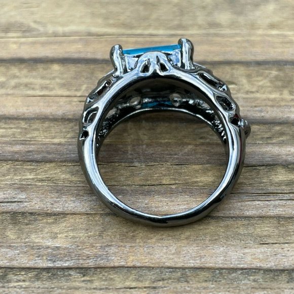 Fashion Ring Black Tone Faux Blue Stone Women Rings Fashion Jewelry Size 7.5 - Picture 6 of 12